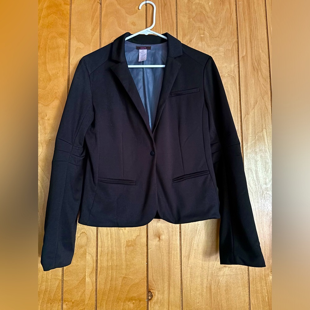 Black mark. blazer size M